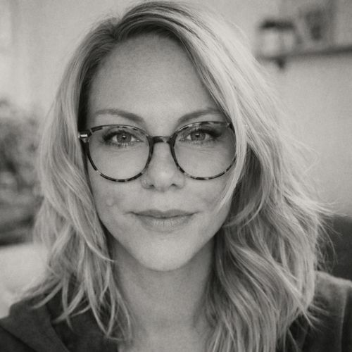 Sonja Kirste - Kommunikationsspezialistin, Journalistin und Mentorin für Klarheit, Positionierung und Sprache